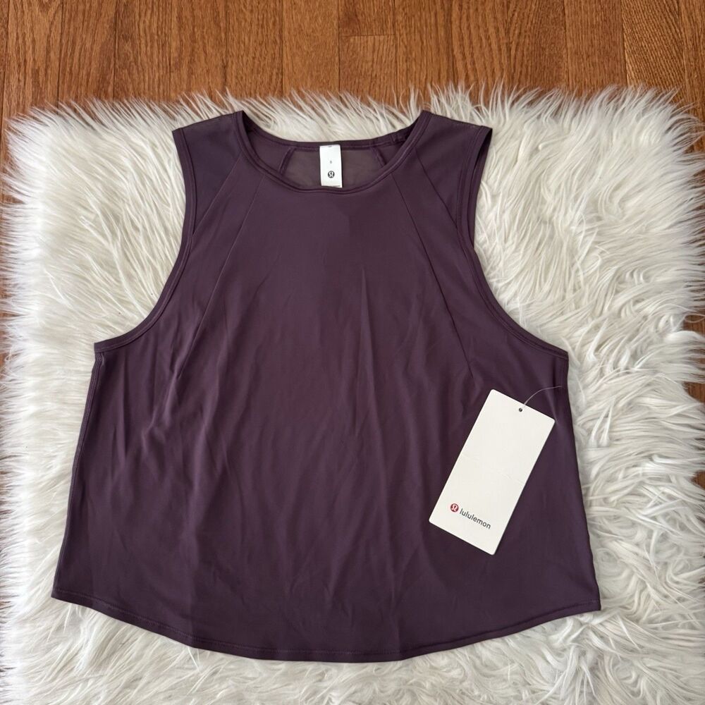 Lululemon Sculpt Cropped Tank Women’s Size 6 Flowy Grape Thistle Quick Dry NWT
